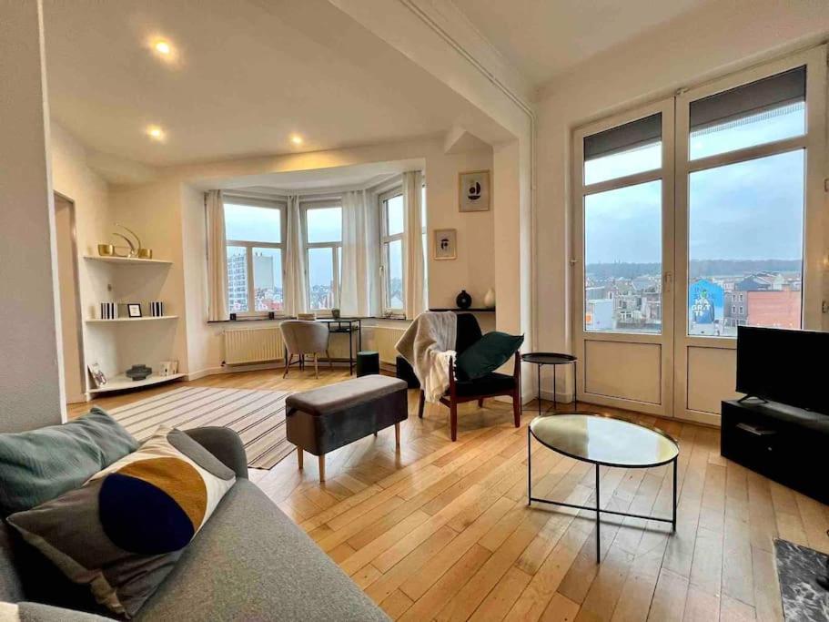 Bellevue - Grand Appartement Pour 5 Sur Les Quais De La Meuse Luik Buitenkant foto