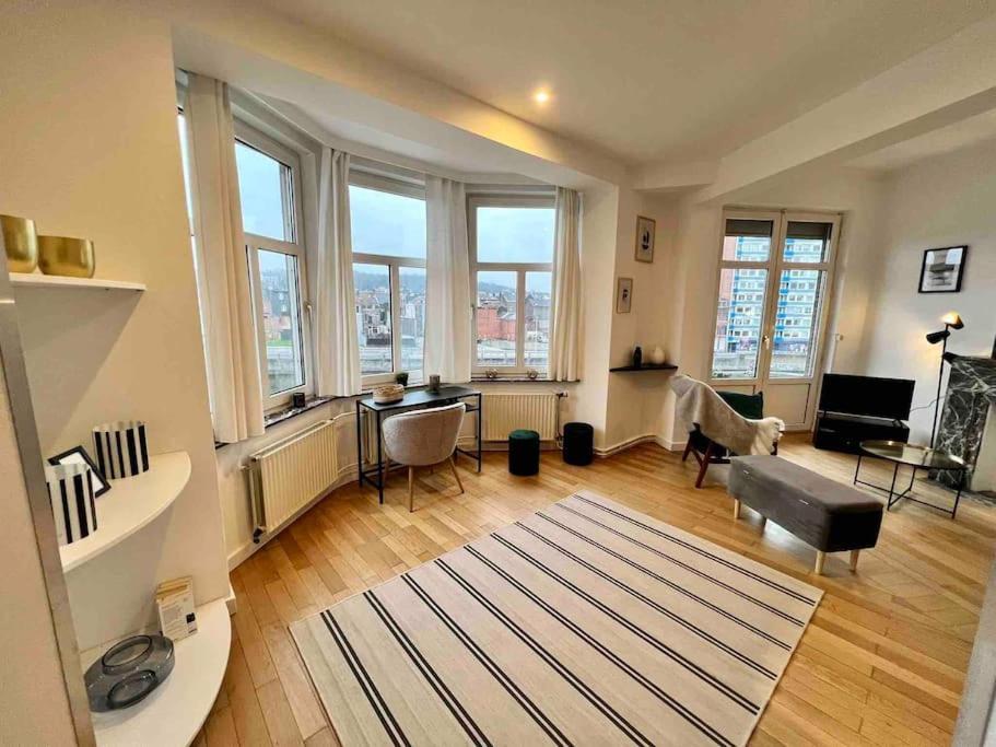 Bellevue - Grand Appartement Pour 5 Sur Les Quais De La Meuse Luik Buitenkant foto