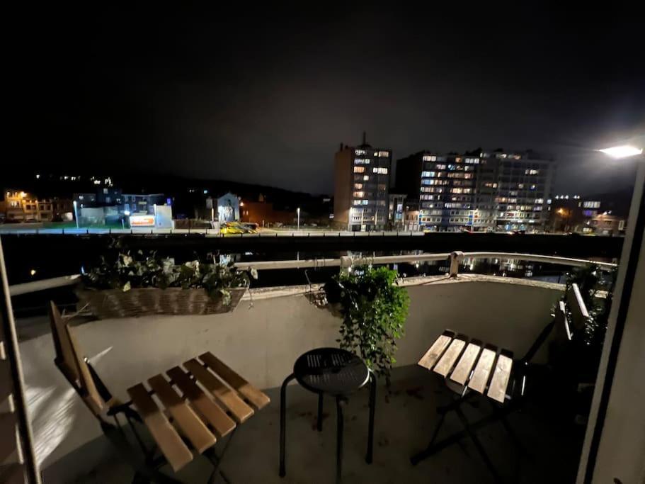 Bellevue - Grand Appartement Pour 5 Sur Les Quais De La Meuse Luik Buitenkant foto