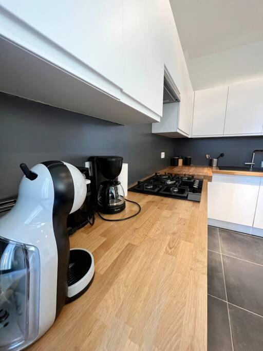 Bellevue - Grand Appartement Pour 5 Sur Les Quais De La Meuse Luik Buitenkant foto
