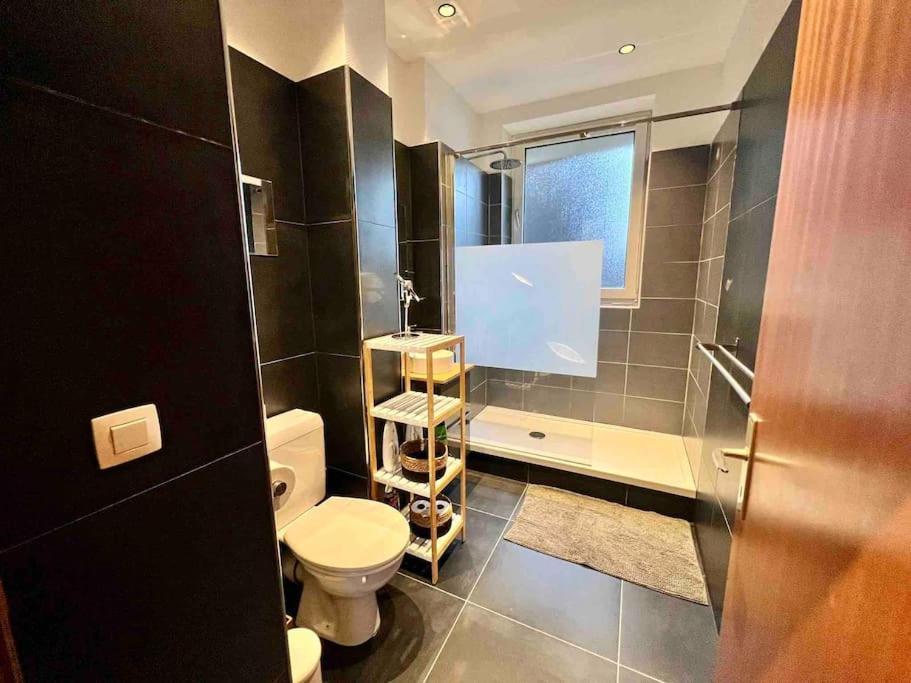 Bellevue - Grand Appartement Pour 5 Sur Les Quais De La Meuse Luik Buitenkant foto