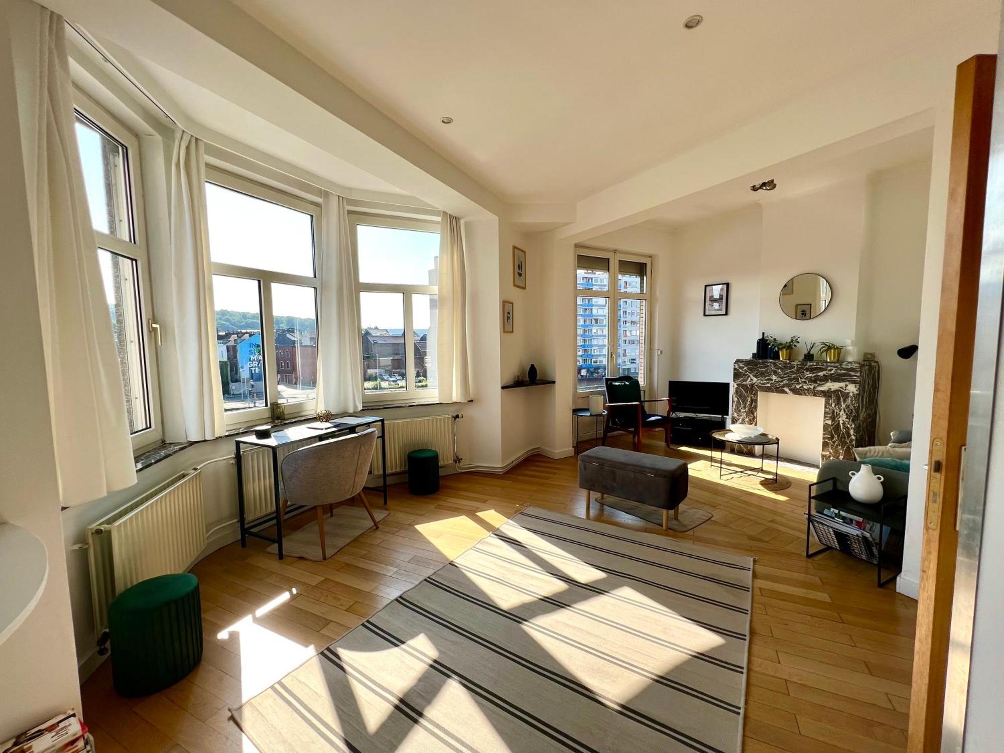 Bellevue - Grand Appartement Pour 5 Sur Les Quais De La Meuse Luik Buitenkant foto